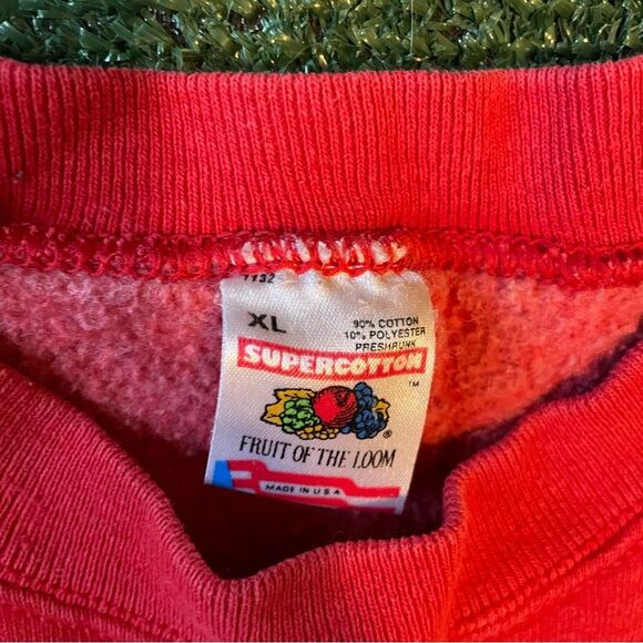 Vintage Red “Ski” Embroidered Crewneck Sweatshirt - XL - Picture 2 of 10